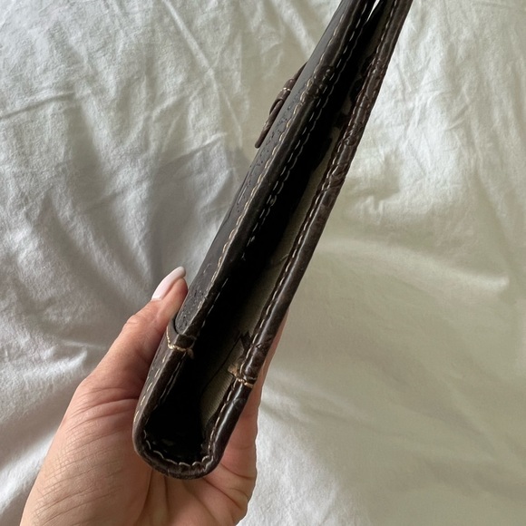 Fossil | Brown Leather Agenda Day Planner Cover | Wisconsin Badgers - Picture 7 of 8